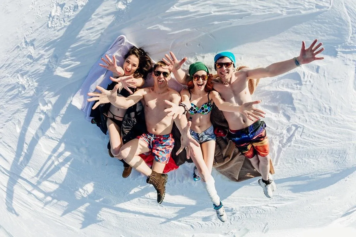 Вечірка Вечірка