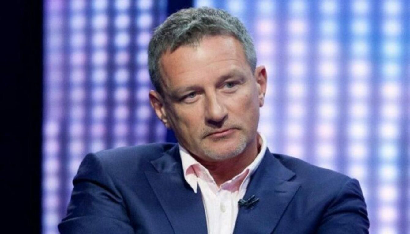 Пальчевский искал комиков, которые писали бы шутки на его ютуб Пальчевский искал комиков, которые писали бы шутки на его ютуб