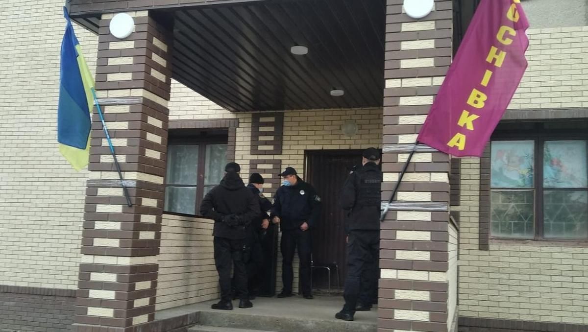 В Сумской области будут судить селян, которые провели фейковые выборы