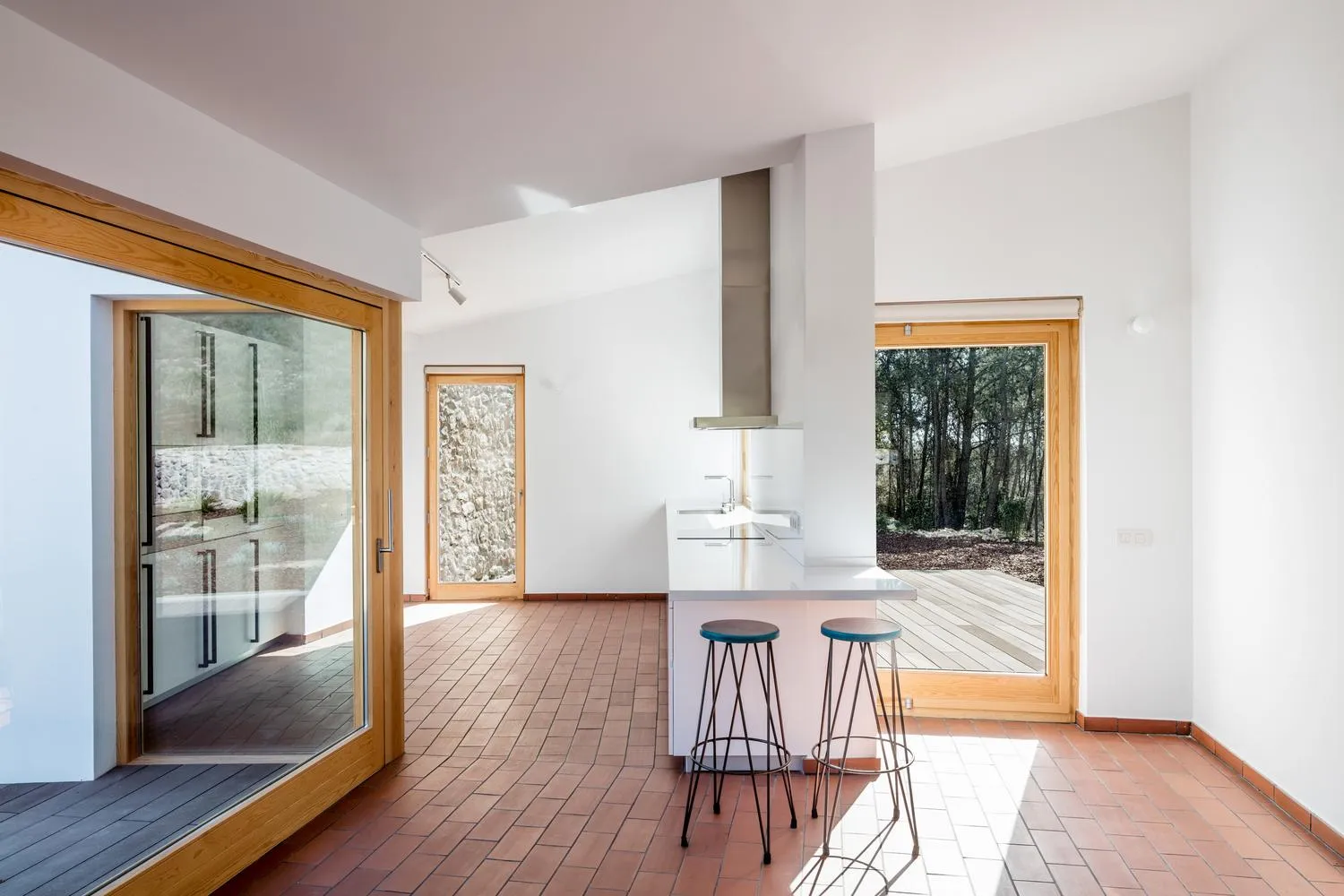 Внутрішнє оздоблення / Фото Archdaily Внутрішнє оздоблення / Фото Archdaily