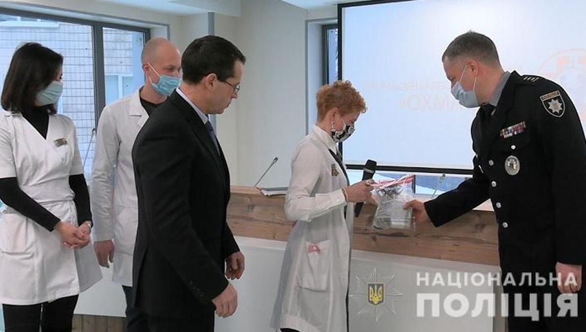 У Києві поліція затримала чоловіка за крадіжку обладнання з Охматдиту У Києві поліція затримала чоловіка за крадіжку обладнання з Охматдиту