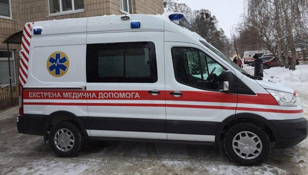 В Киеве врачи спасли 26-летнюю женщину, которая рожала дома В Киеве врачи спасли 26-летнюю женщину, которая рожала дома