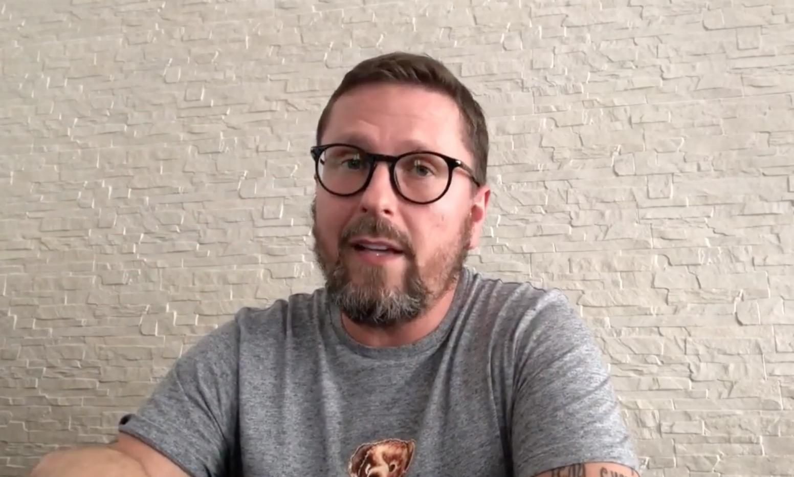 Шарий отреагировал на подозрение СБУ: это - чистая политика Шарий отреагировал на подозрение СБУ: это - чистая политика