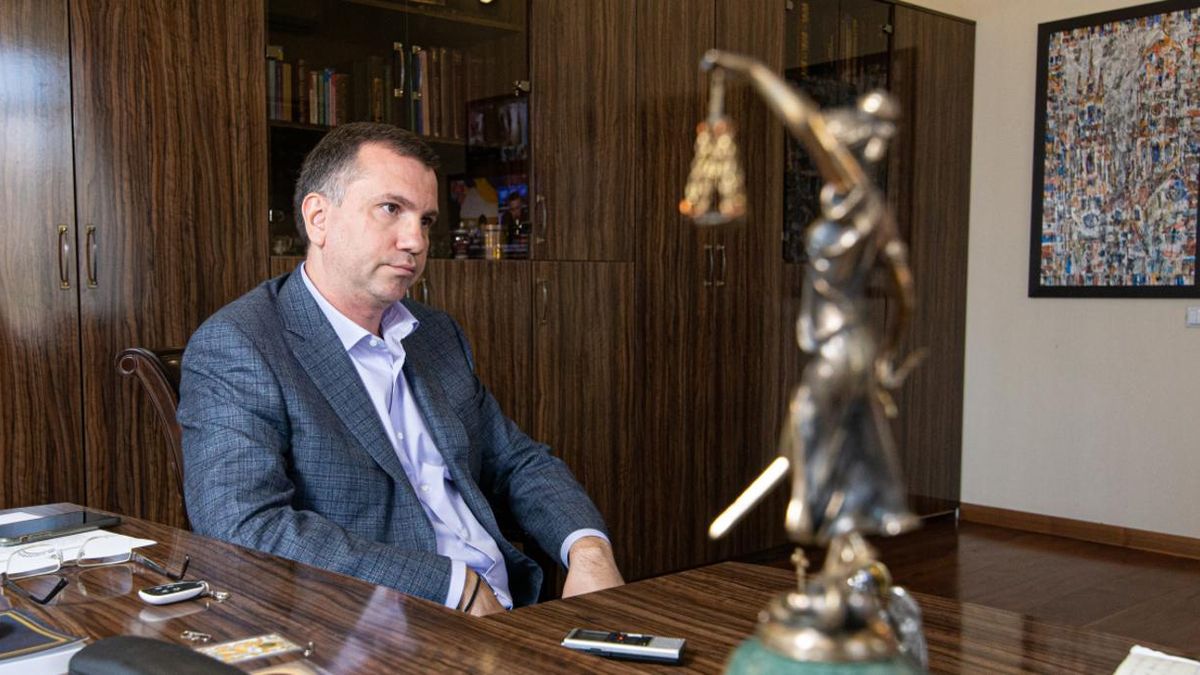 Председателя Окружного админсуда Павла Вовка снова не доставили в ВАКС