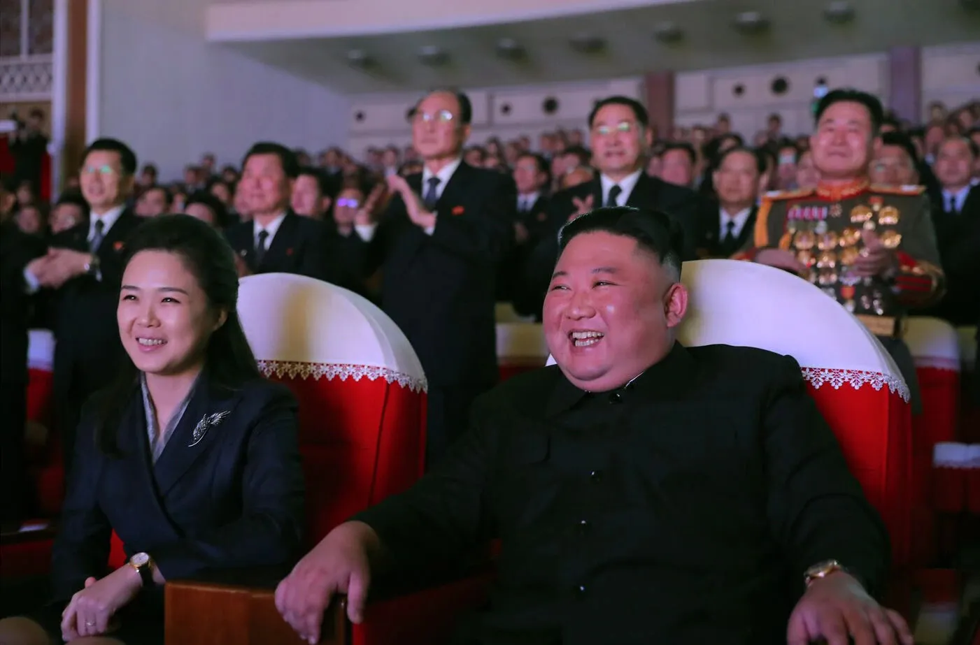 кім чен з дружиною північна корея