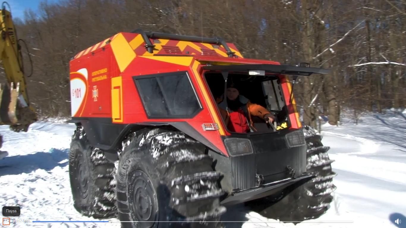 У пологовий – на всюдиході: на Львівщині рятувальники допомогли породіллі – відео