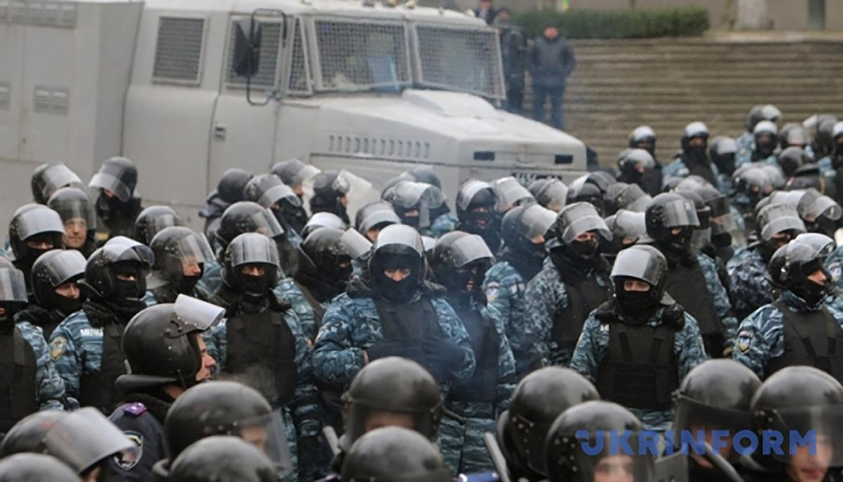 Закон про заочне засудження засудить беркутівців, – Устінова