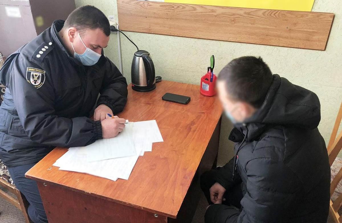 У Чернігові чоловік напоїв 12-річну школярку: вона в реанімації У Чернігові чоловік напоїв 12-річну школярку: вона в реанімації