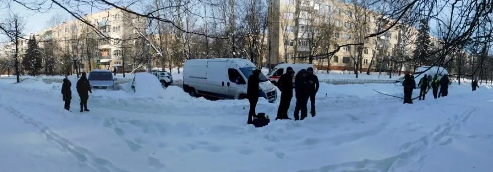 У Львові трапилась стрілянина: один з чоловіків потрапив до лікарні – фото 