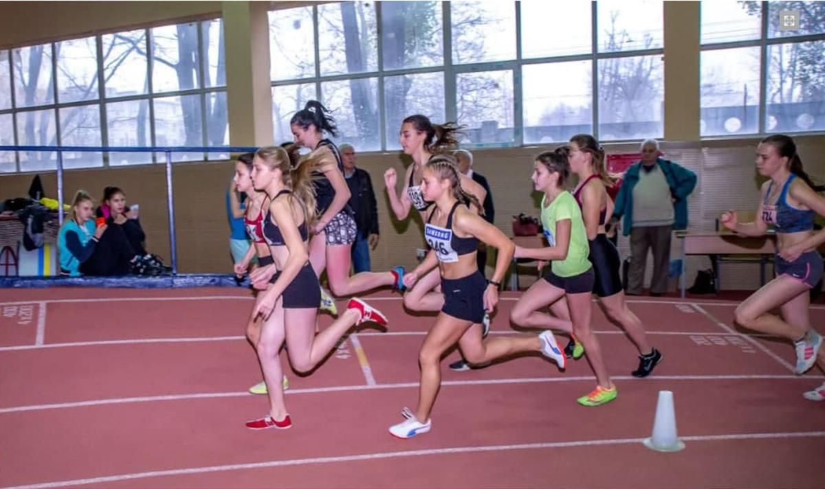 Облдержадмістрація розслідує смерть студентки ліцею Облдержадмістрація розслідує смерть студентки ліцею