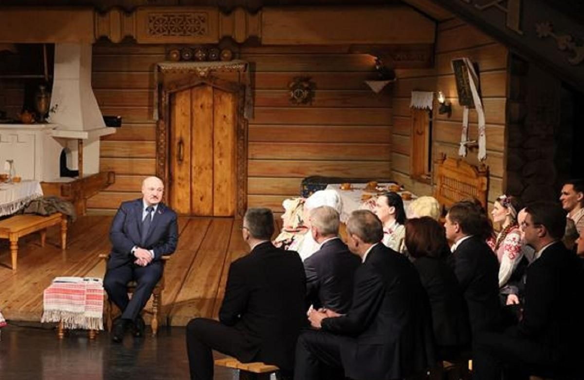 Лукашенко хоче розвивати в Білорусі хороший націоналізм Лукашенко хоче розвивати в Білорусі хороший націоналізм