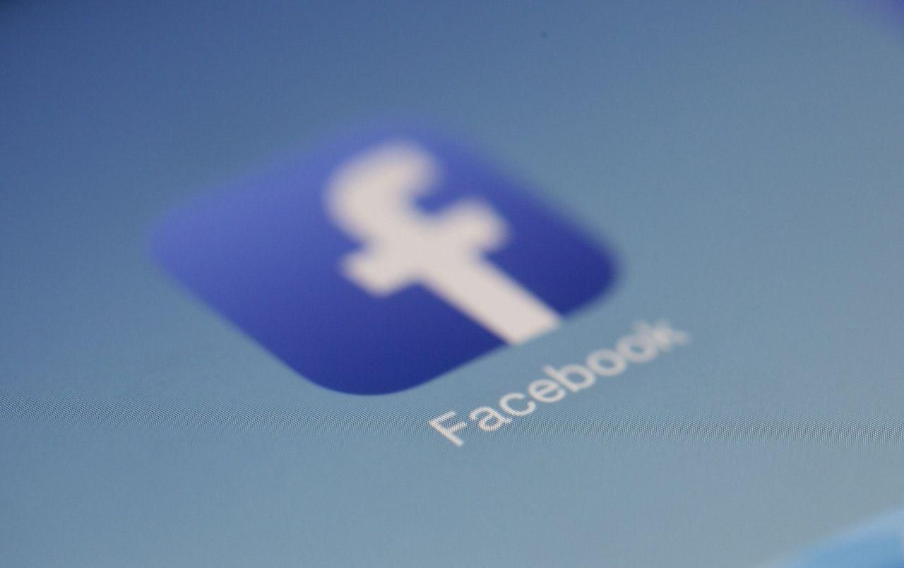 Facebook случайно заблокировал собственную страницу в Австралии