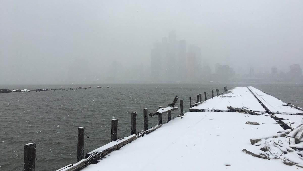 У США через снігову бурю загинули щонайменше 47 людей У США через снігову бурю загинули щонайменше 47 людей