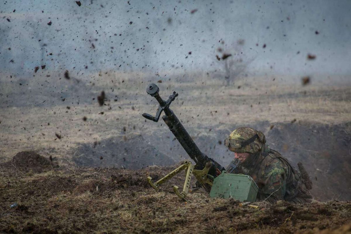 Боевики на Донбассе обстреляли жилые дома 20.02.2021