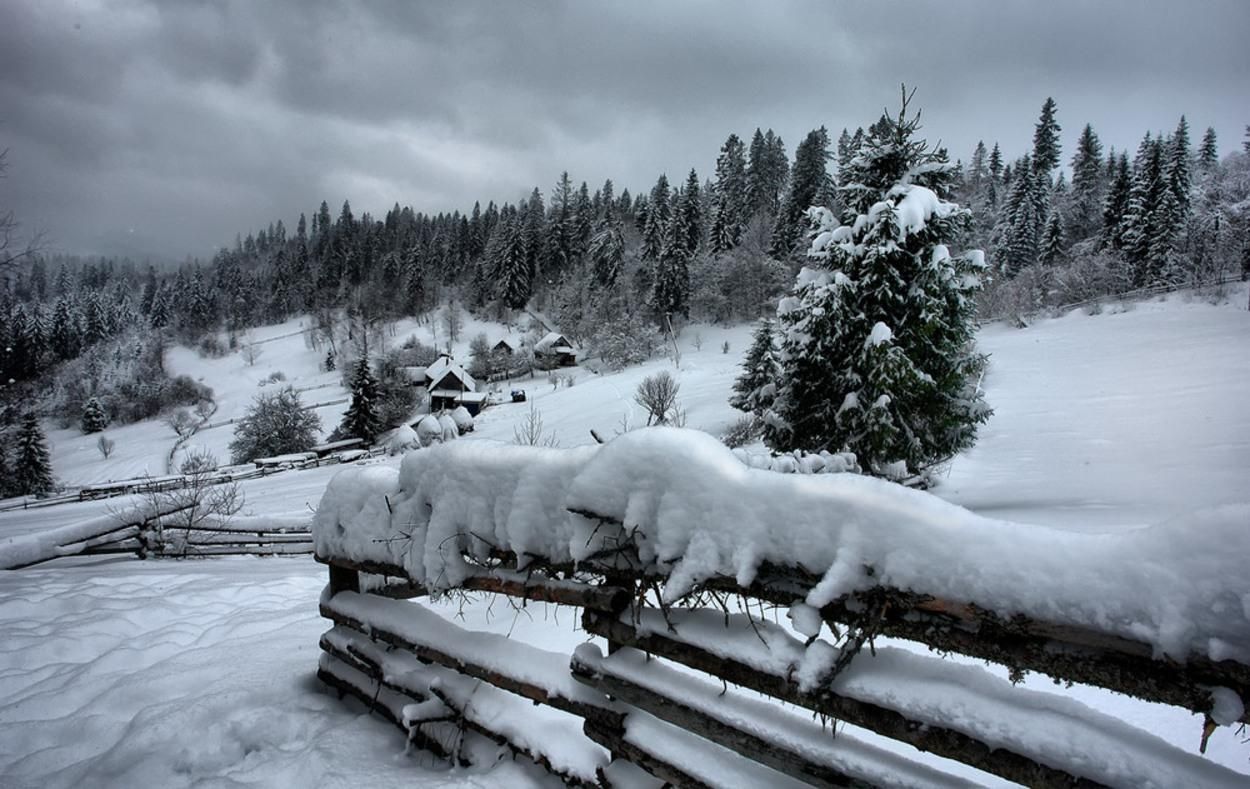 В Карпатах могут сойти лавины фото с вершины горы Поп Иван В Карпатах могут сойти лавины фото с вершины горы Поп Иван