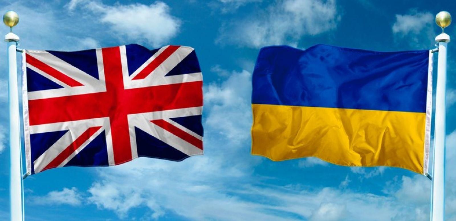 Великобритания выделит деньги для улучшения жизни украинцев из Крыма