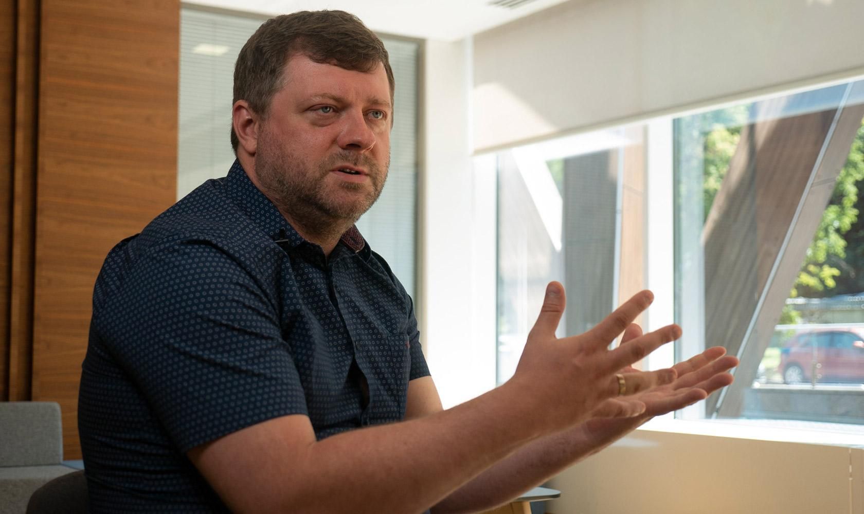 Сколько слуг за Зеленского, а сколько – за Разумкова: мнение Корниенко Сколько слуг за Зеленского, а сколько – за Разумкова: мнение Корниенко