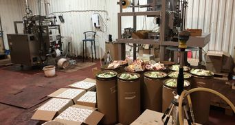 Тонни підробленої кальянної продукції: в Запорізькій області викрили підпільний цех