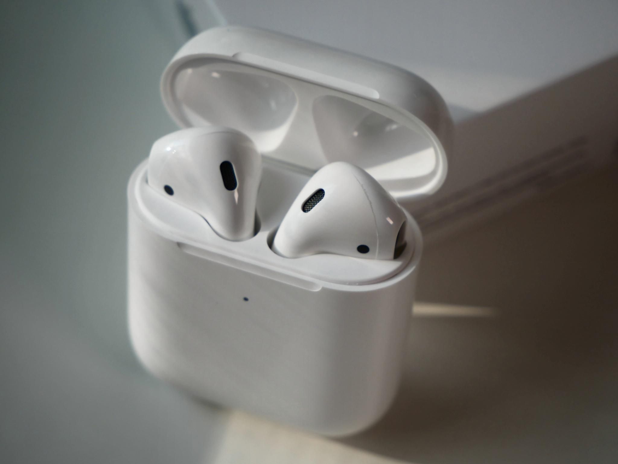 Нове покоління Apple AirPods з'явилося на фото - Техно 24 Нове покоління Apple AirPods з'явилося на фото - Техно 24