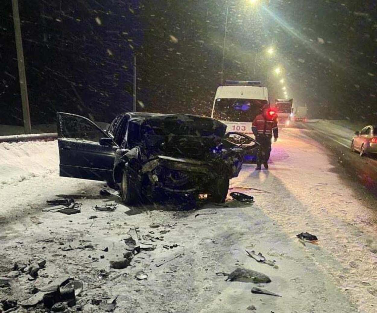 На Львівщині в жахливій ДТП загинув чоловік: ще 2 людей травмувались – фото