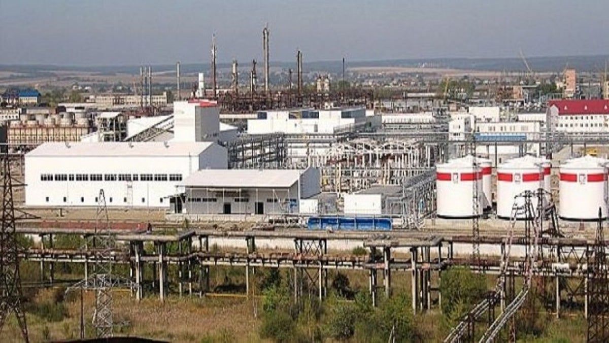 В Калуше на заводе Карпатнефтехим снова вспыхнули химические испарения
