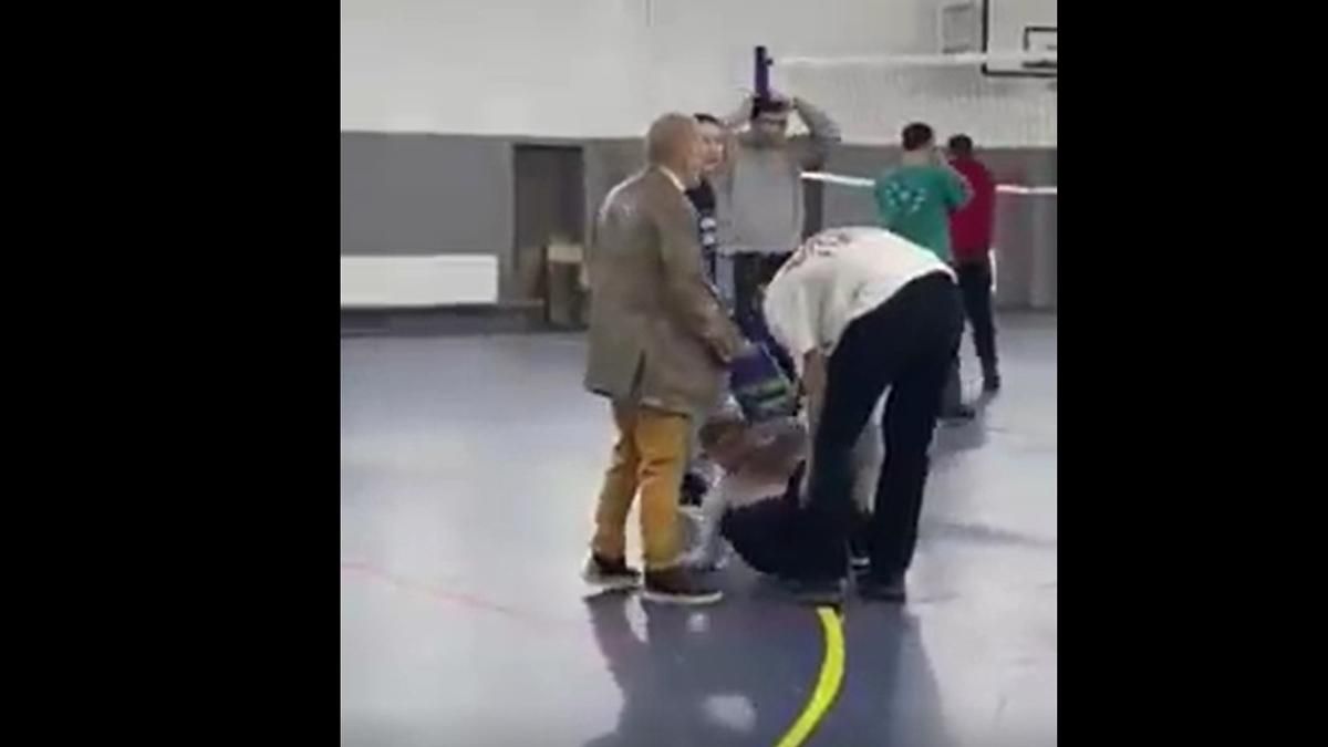 Скандал в школі Ірпеня з вчителем фізкультури: його відсторонили Скандал в школі Ірпеня з вчителем фізкультури: його відсторонили