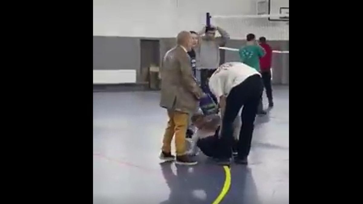 Скандал в школе Ирпеня с учителем физкультуры: его отстранили Скандал в школе Ирпеня с учителем физкультуры: его отстранили