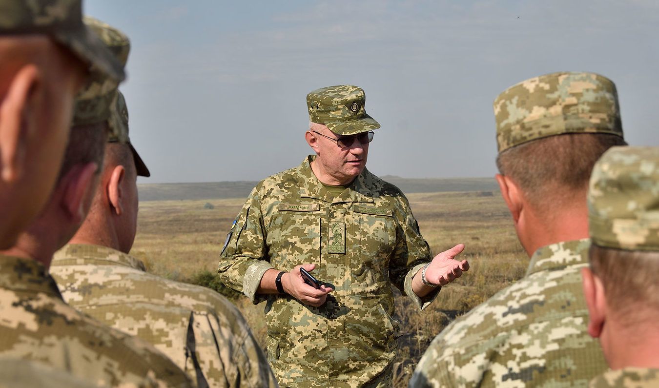 Українській військові готові дати відповідь бойовикам: чи є зараз ознаки ворожого наступу – заява Хомчака
