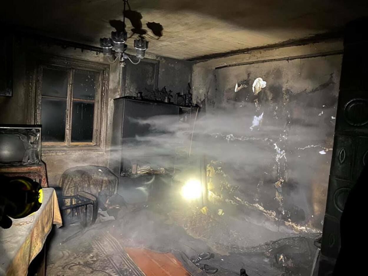 На Львовщине в результате пожара погиб 90-летний мужчина фото с места пожара