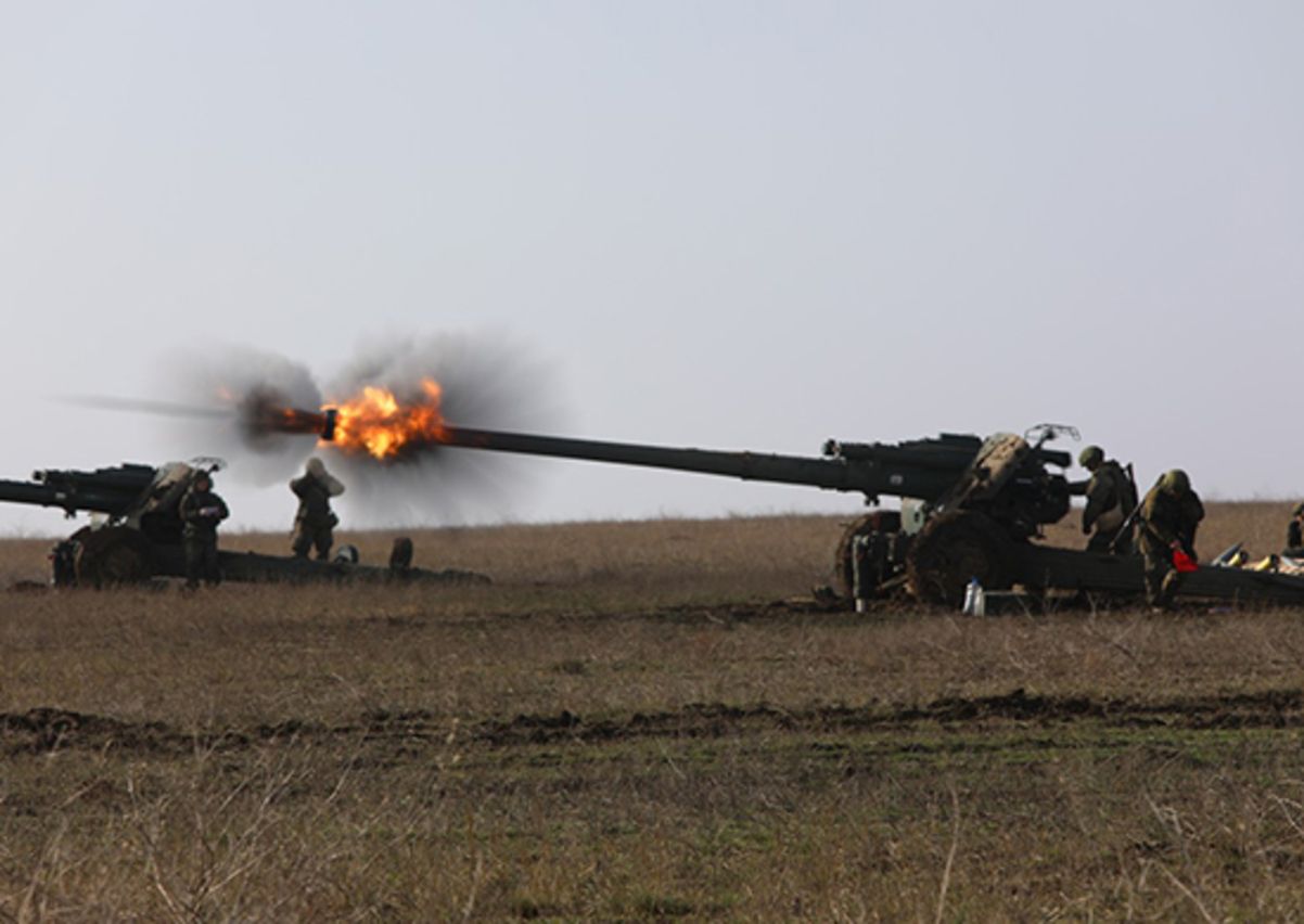 В Крыму оккупанты тренировались стрелять из Града, гаубиц и минометов В Крыму оккупанты тренировались стрелять из Града, гаубиц и минометов