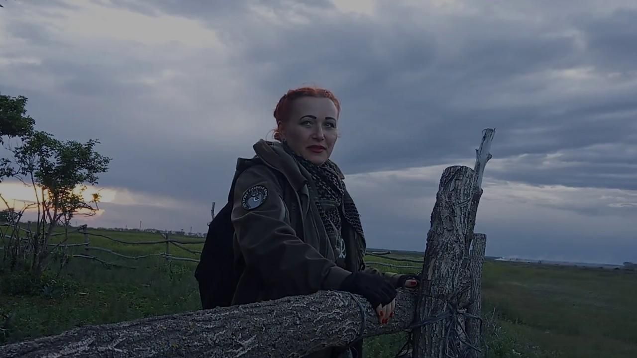 Учителька, яка читала реп про біологію, звільнилася з роботи Учителька, яка читала реп про біологію, звільнилася з роботи