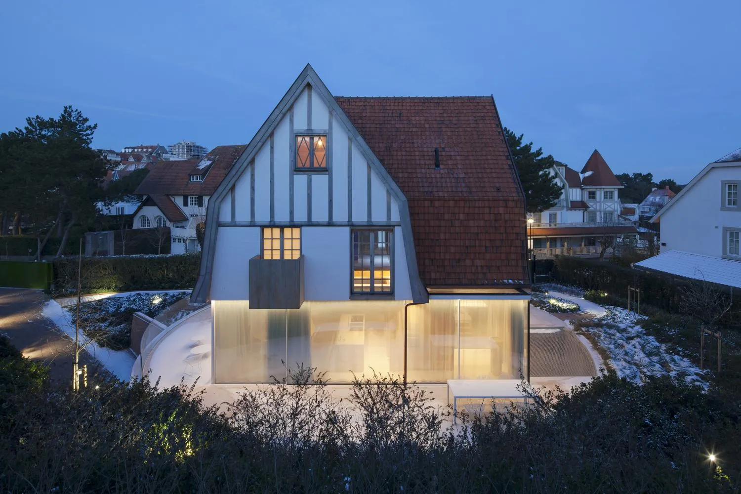 Красивий фасад будівлі / Фото Archdaily Красивий фасад будівлі / Фото Archdaily