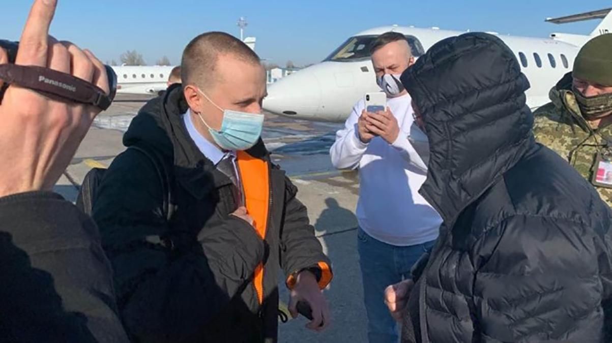 Побег фигуранта дела Приватбанка: видео задержания Побег фигуранта дела Приватбанка: видео задержания