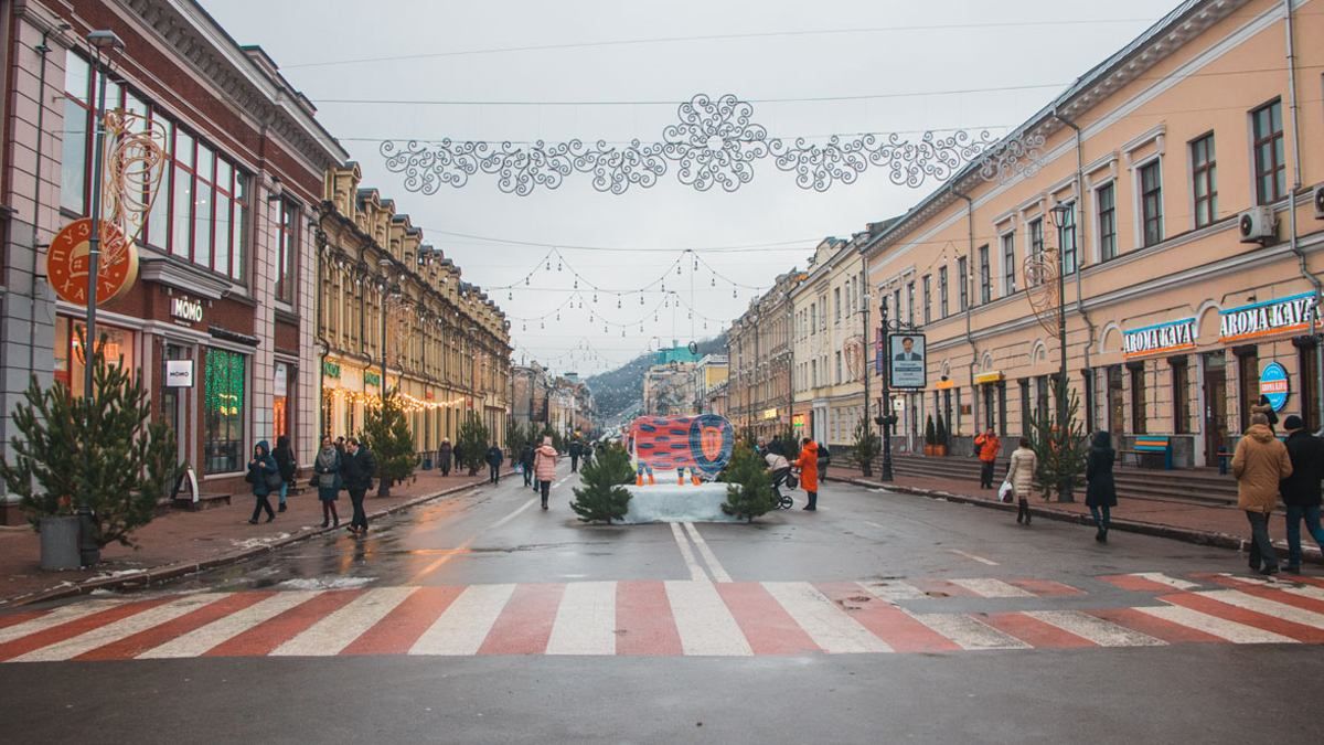 В Киеве планируют реконструкцию улицы Петра Сагайдачного 