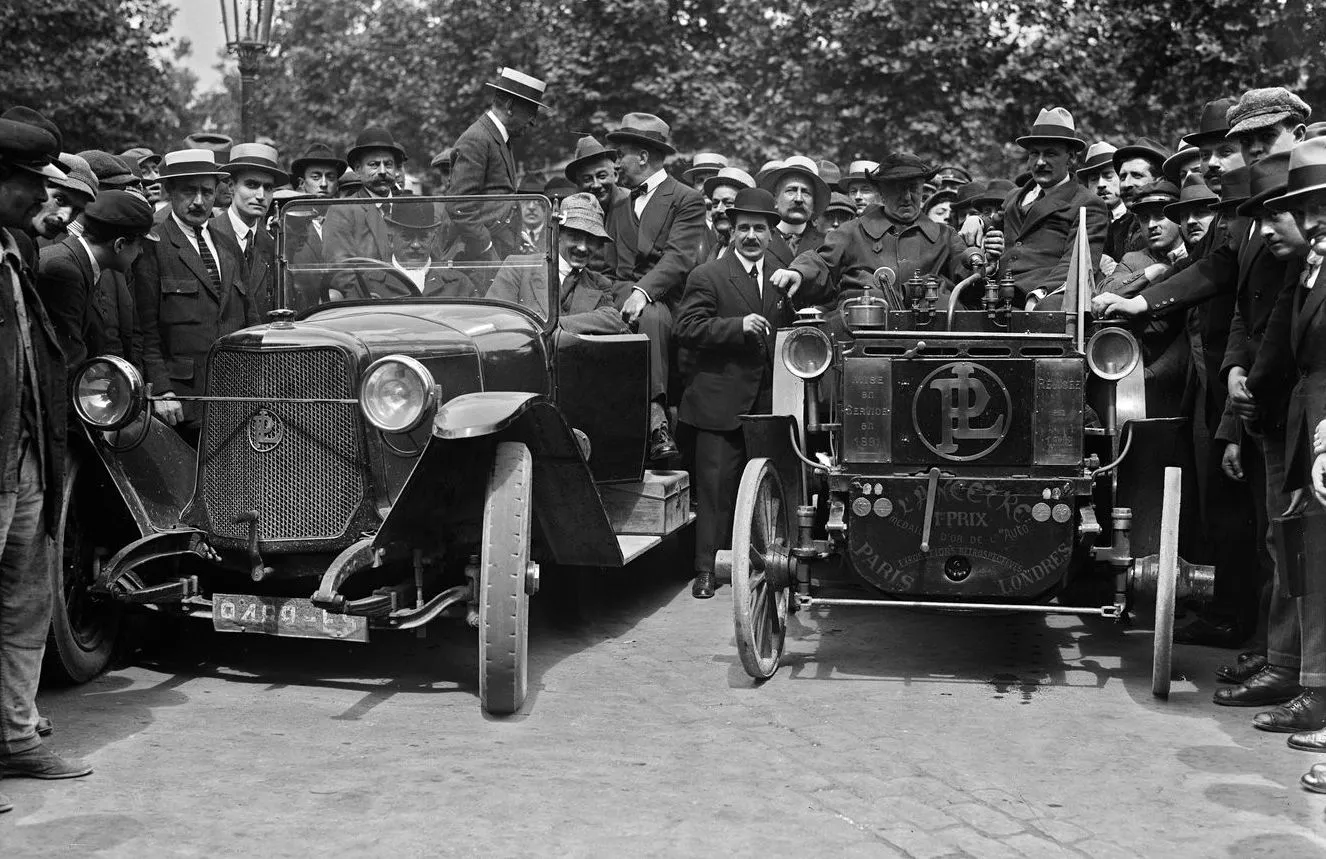 Перше авто в Україні Перше авто в Україні