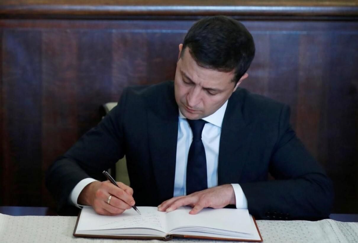 Зеленський підписав закон про процедуру обрання керівників вишів