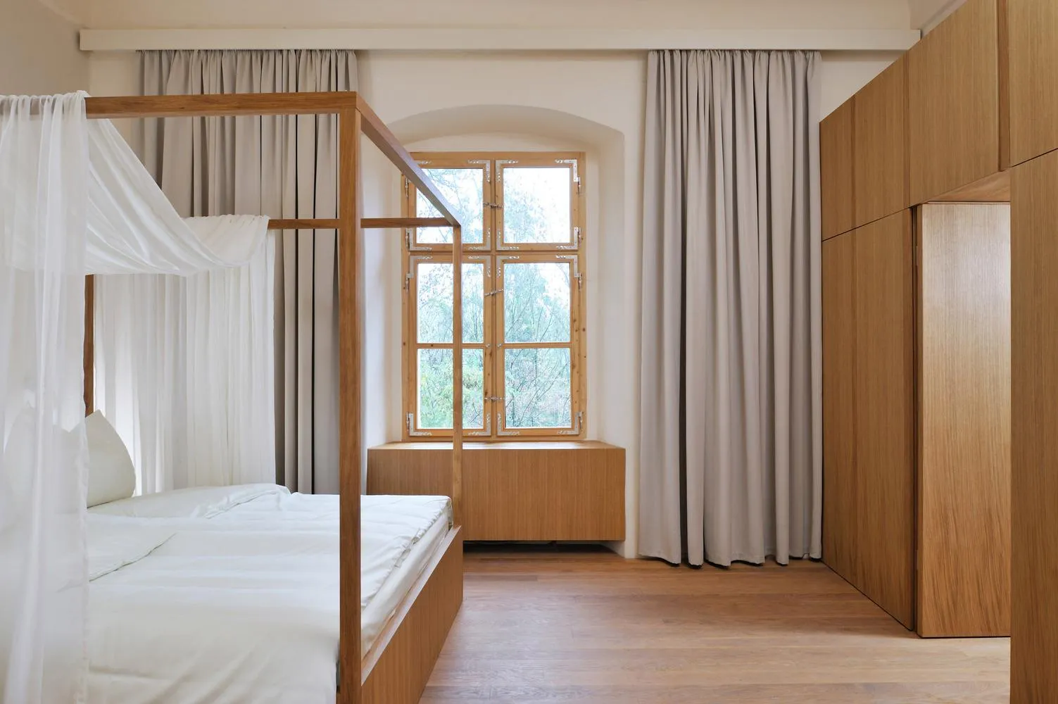 Відреставровані спальні приміщення Відреставровані спальні приміщення