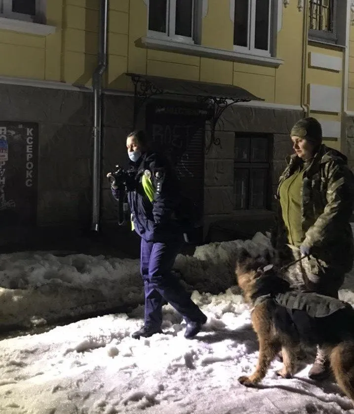 У Дрогобичі посеред вулиці зарізали чоловіка: ймовірного вбивцю затримали через 3 години – фото