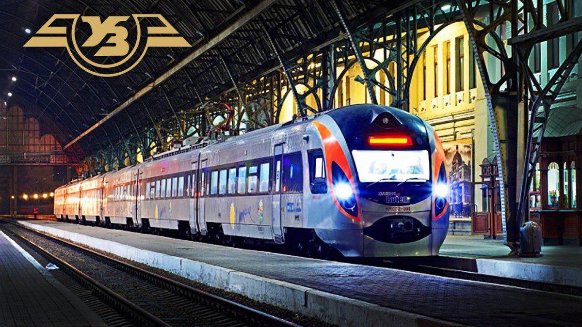 Укрзализныця назначила дополнительный поезд до 8 марта: маршрут