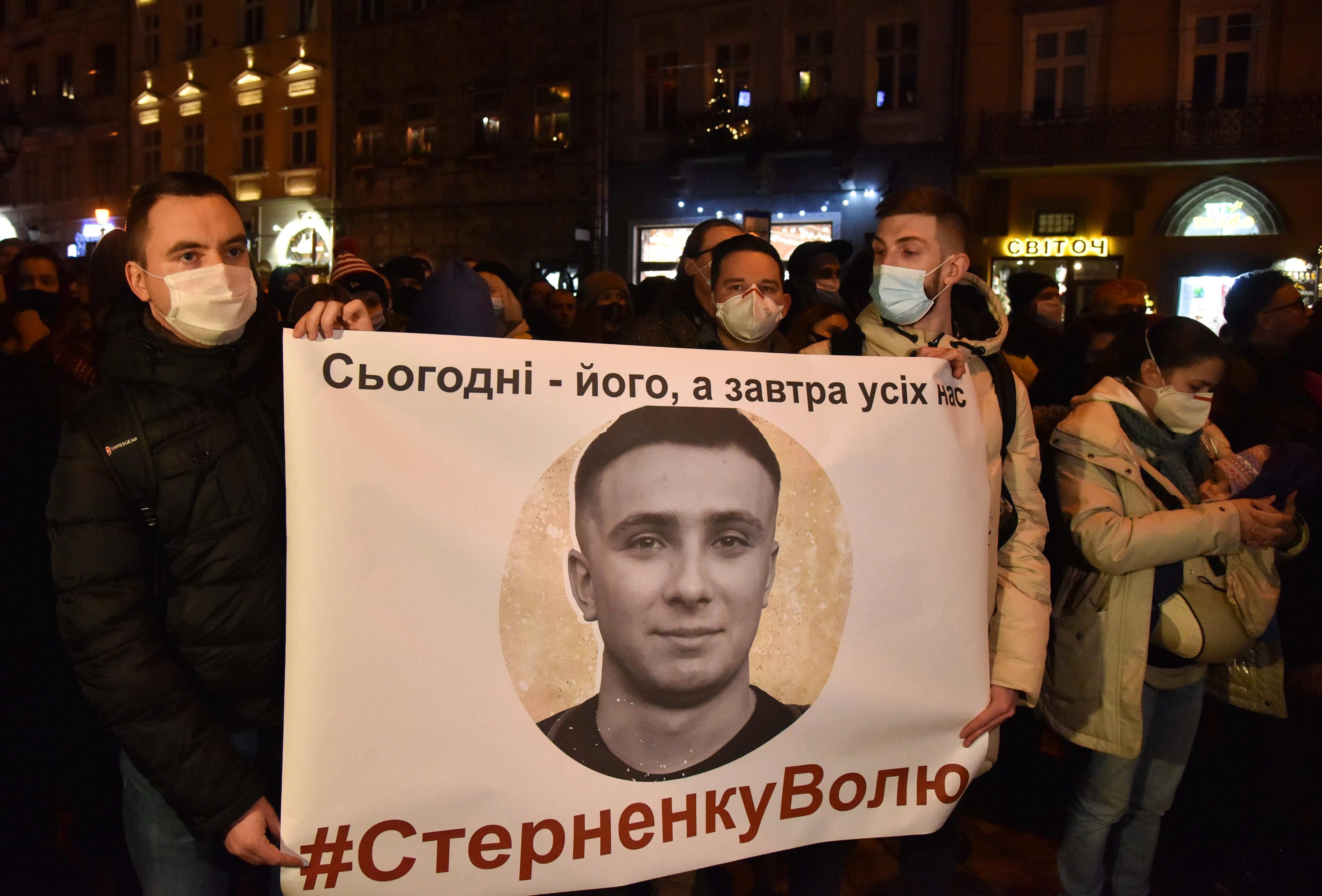 Почему Стерненка не могут выпустить из СИЗО: ответ адвоката Почему Стерненка не могут выпустить из СИЗО: ответ адвоката