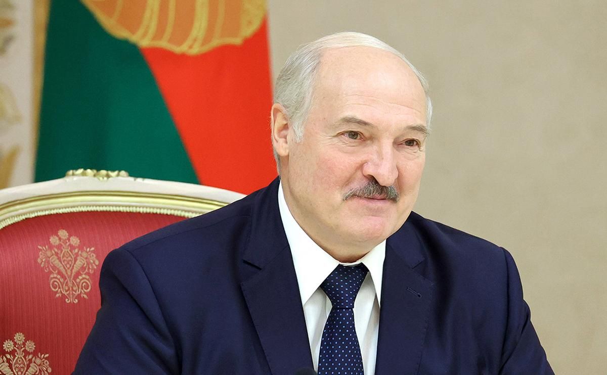Олександр Лукашенко заперечив передачу посту президента сину Віктору