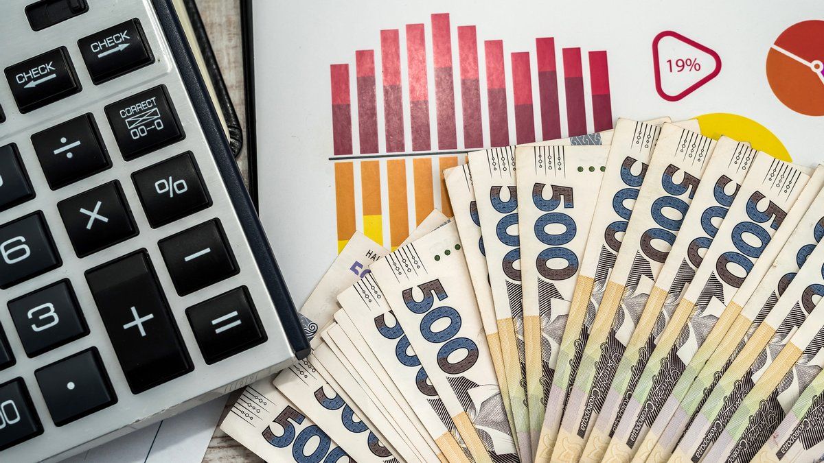 Доходы бюджета-2021 стремительно пошли вверх: что случилось Доходы бюджета-2021 стремительно пошли вверх: что случилось