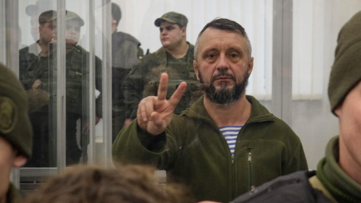 Антоненко закликав українців вийти на протести за Стерненка