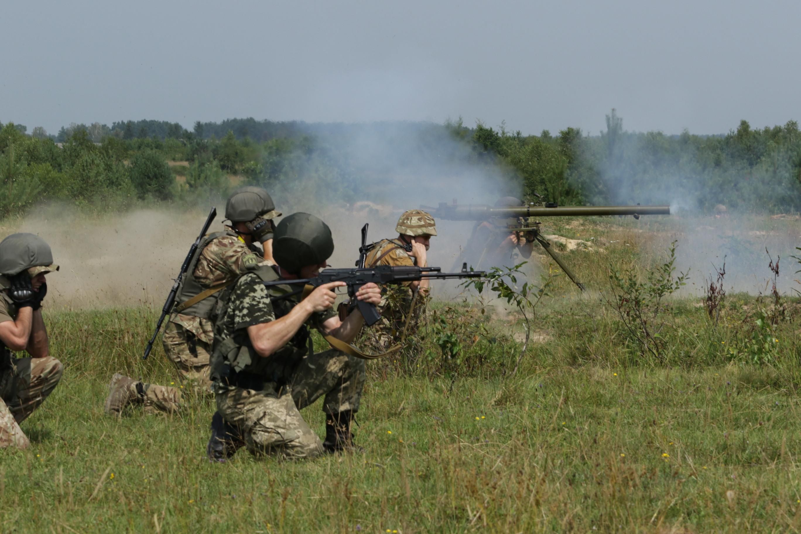 Обстрел на Донбассе 26 февраля: делегация в ТКГ обратится к ОБСЕ Обстрел на Донбассе 26 февраля: делегация в ТКГ обратится к ОБСЕ