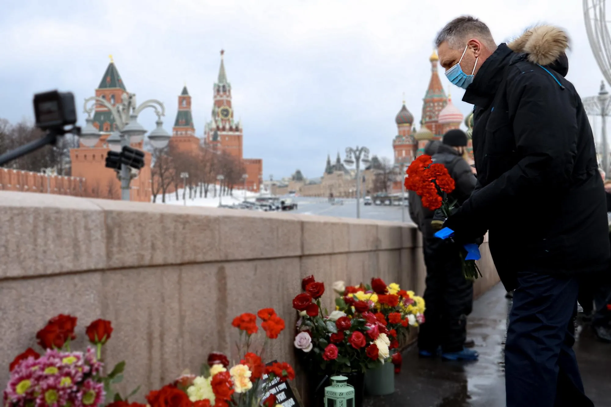 Дипломати Дипломати