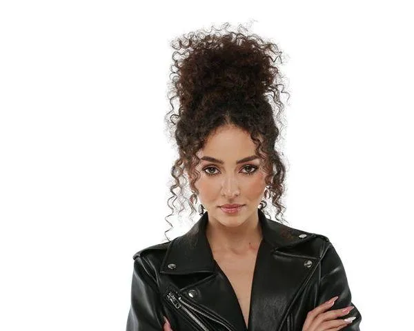 Холостяк Холостяк