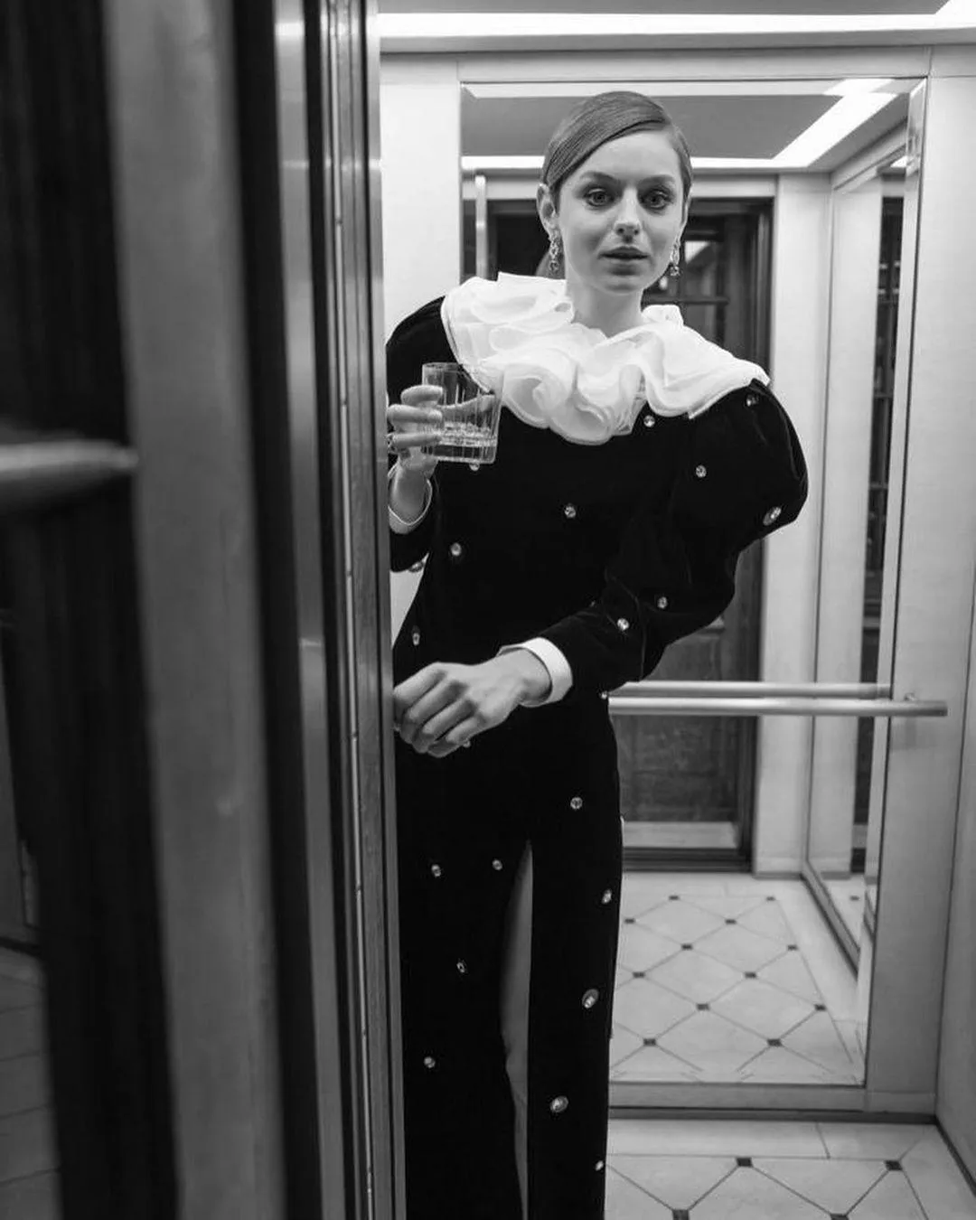 Емма Коррін Емма Коррін