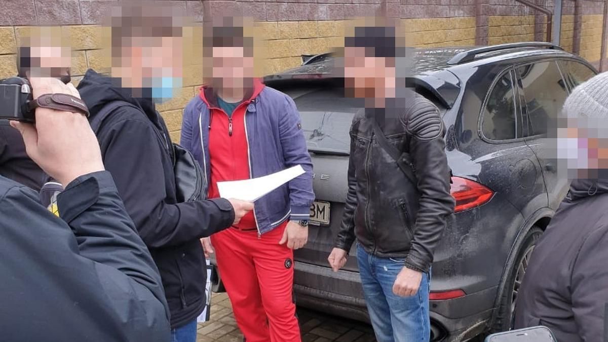 СБУ изъяла у контрабандистов коллекцию ценностей на миллион долларов СБУ изъяла у контрабандистов коллекцию ценностей на миллион долларов