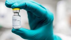 В США начали распространять третью вакцину против COVID-19 – Голос Америки