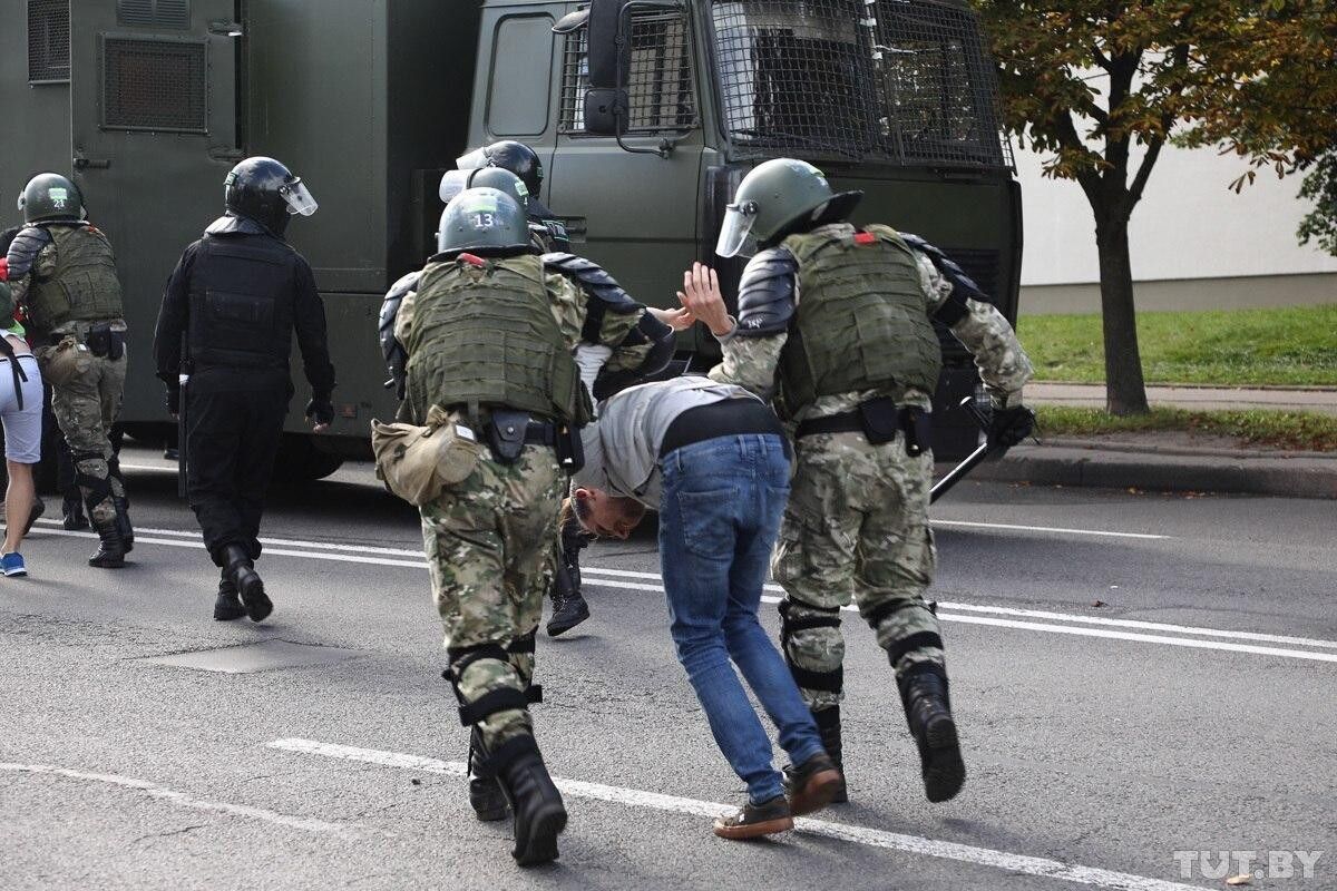 В Беларуси обновили Кодекс об административных нарушениях: подробности